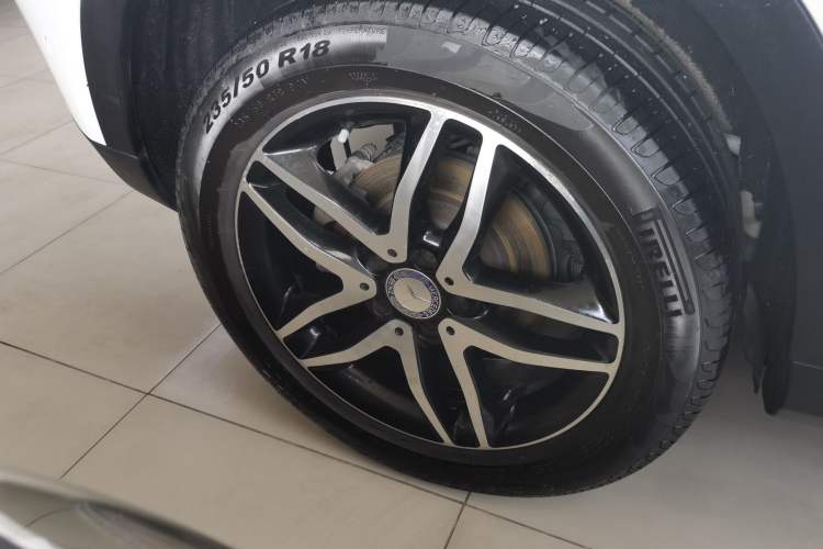 Used Mercedes-Benz GLA 2015 GLA 220 4MATIC Fashion Model