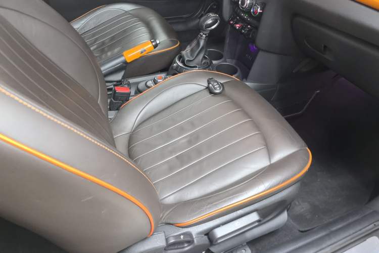 Used  MINI 2014 1.5T COOPER Fun