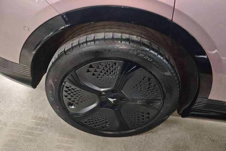 Used VOYAH COURAGE 2024 Four-Wheel Drive Global Edition
