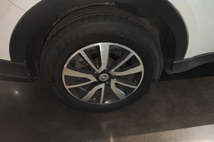 Used Dongfeng Fengon 580 2016 1.5T Manual Luxury Version