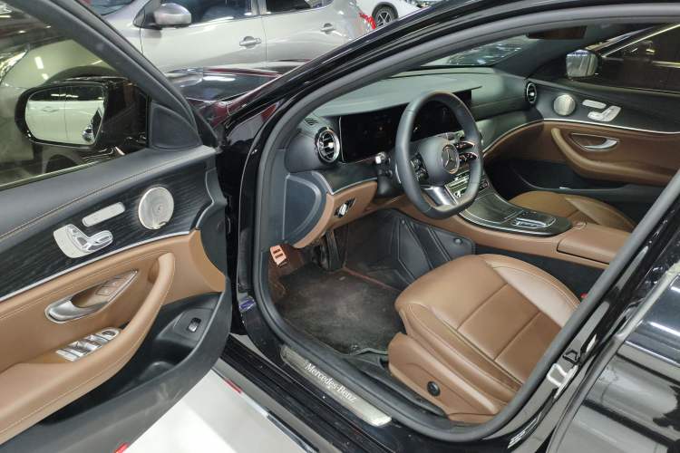 Used Mercedes-Benz E-Class 2023 Restyled E 300 L Sport Luxury Edition
