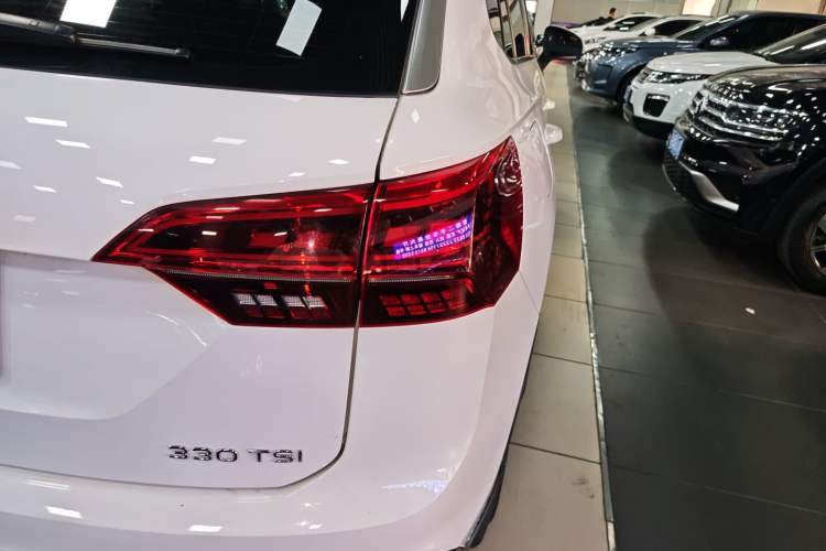 Used Volkswagen Tayron 2020 330TSI Two-Wheel Drive Luxury Smart Connectivity Version
