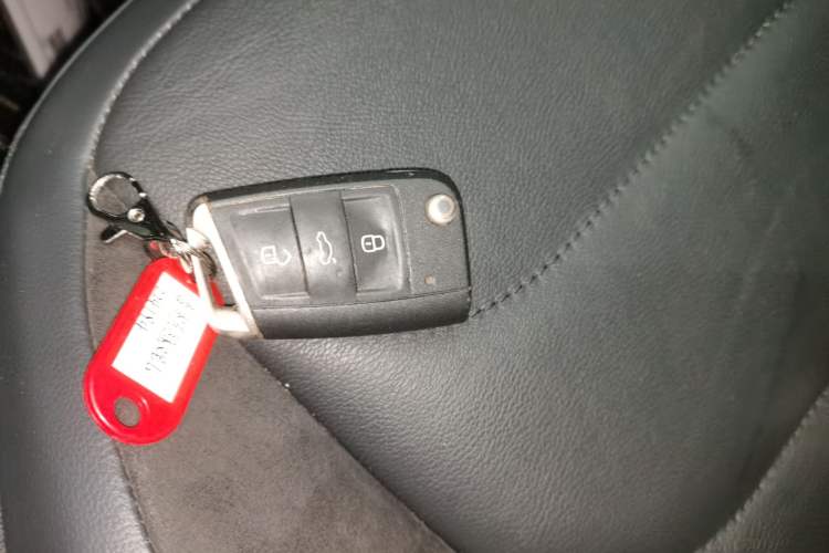 Used Volkswagen Tiguan L 2017 330TSI Automatic Two-Wheel Drive Luxury Edition