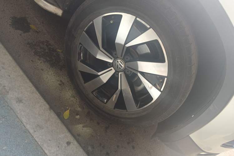 Used Volkswagen Tayron 2020 280TSI Two-Wheel Drive Luxury Connect Edition