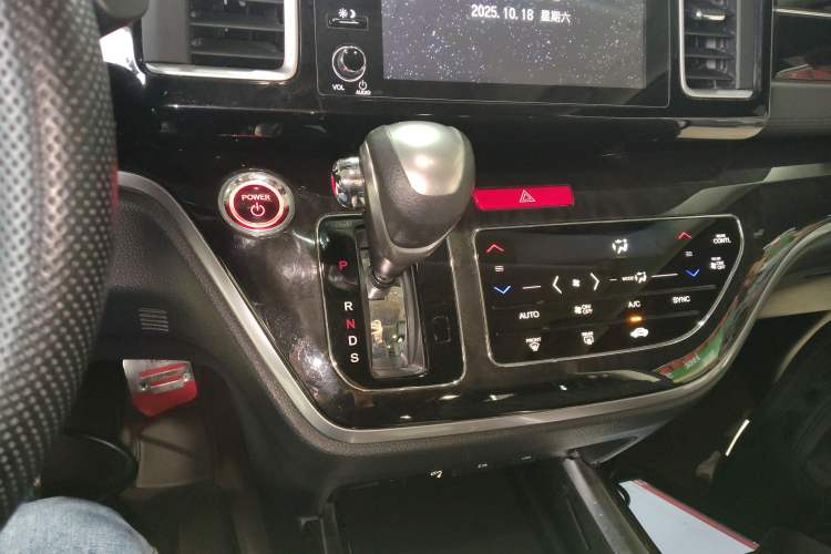 Used Honda Elysion 2019 2.0L Hybrid Luxury Edition
