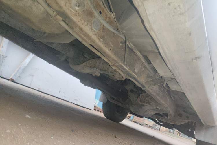 Used Isuzu Pickup 2009 2.5L 4x4 Base-Model Pickup Truck 4ZE3-MPI
