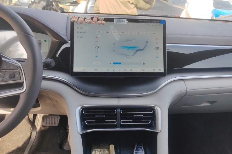 Used BYD Song PLUS New Energy 2024 Honor Edition EV 520km Premium Model
