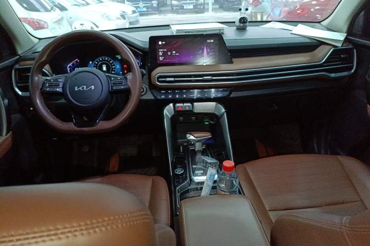 Used Kia Sportage R 2021 Ace 2.0L Splendid Edition
