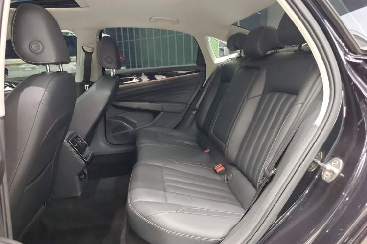 Used Volkswagen Passat 2020 Revised Version 280TSI Business Edition China VI Standard
