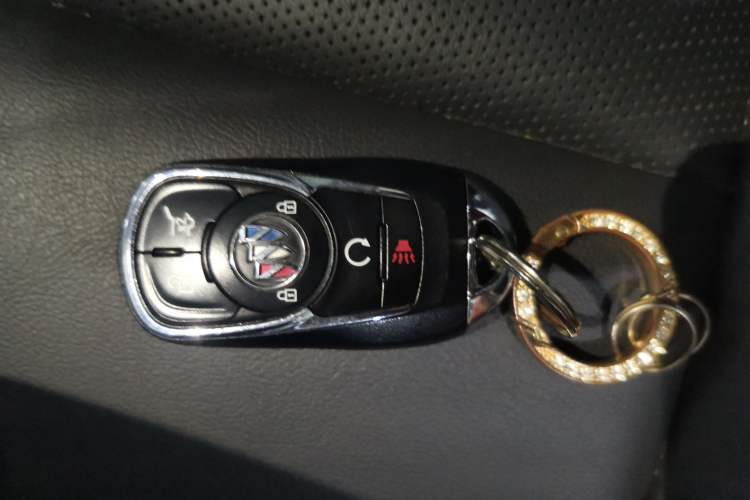 Used Buick Enclave 2022 652T Two-Wheel-Drive Prestige 7-Seater
