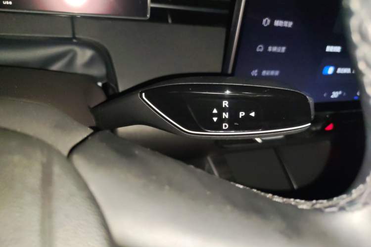 Used Chery Fengyun A8L 2025 1.5 TGDI 145 km Luxury Version
