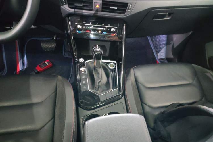 Used Volkswagen Tayron 2020 330TSI Two-Wheel Drive Luxury Smart Connectivity Version