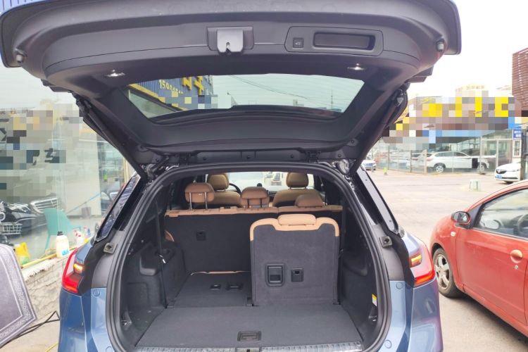 Used Nio ES8 2020 415 KM Signature Edition 7-Seater Version
