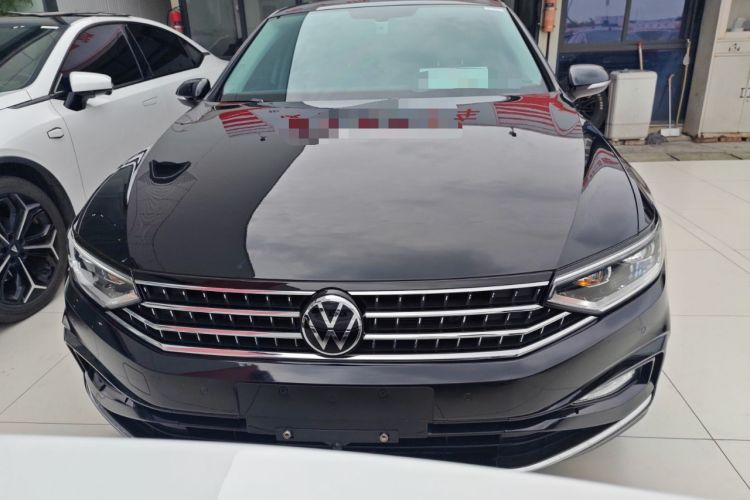 Used Volkswagen Magotan 2023 2 Million Units Limited Edition 280TSI DSG Leading Version
