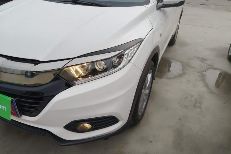 Used Honda Vezel 2020 1.5L CVT Elite Edition
