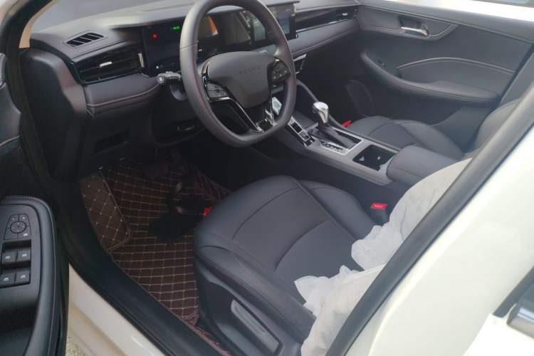 Used Roewe i5 2023 1.5L CVT Luxury Edition
