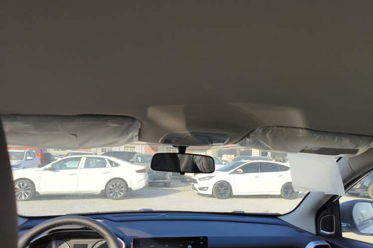 Used Geely Auto Coolray 2025 1.5L CVT Super Edition
