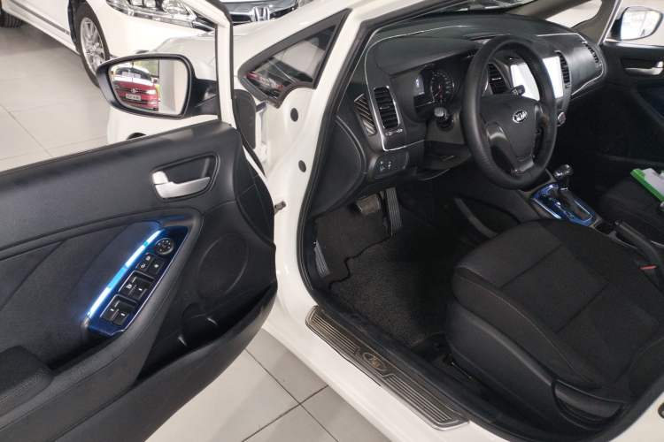 Used Kia K3 2016 1.6L Automatic GL
