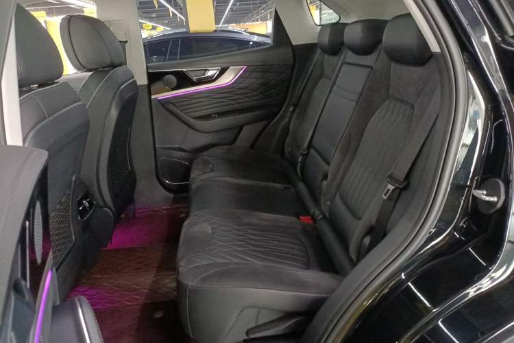 Used Hongqi HS5 2022 Revised Version 2.0T Smart Connect Flagship Edition
