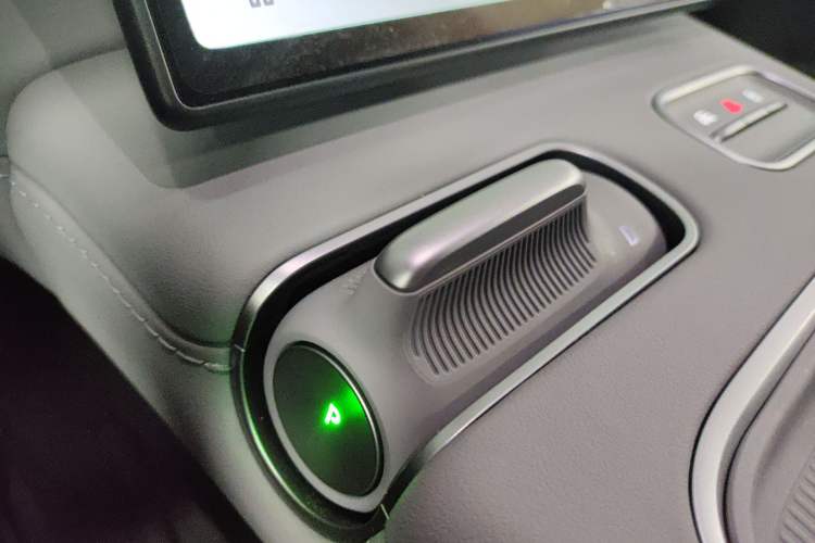 Used Nio EC6 2024 75 kWh