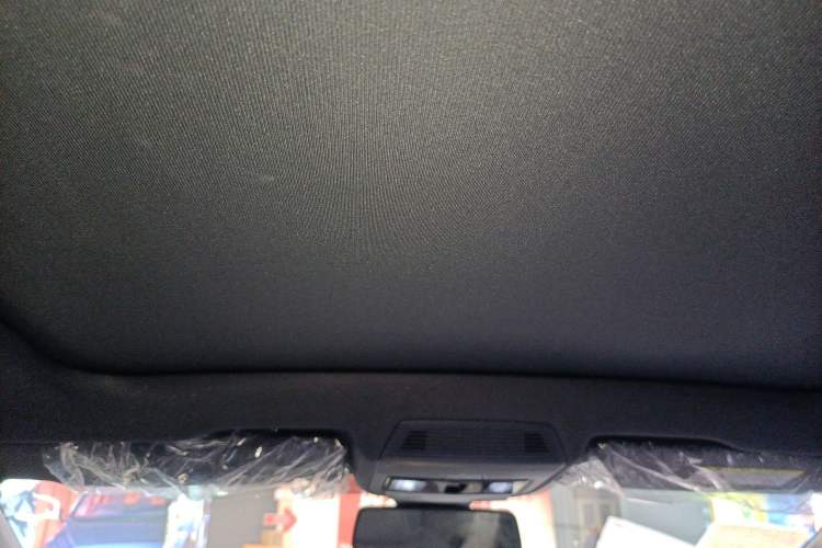 Used Volkswagen ID.4 CROZZ 2025 Pure Edition
