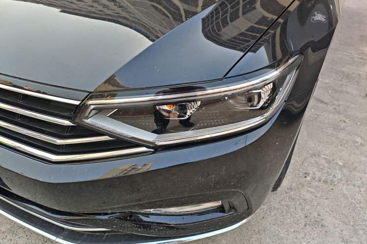 Used Volkswagen Magotan 2020 330TSI DSG Leading Model
