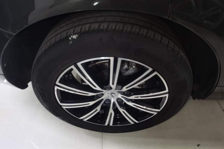 Used Volvo XC60 2020 T5 4x4 Smart Luxury Edition
