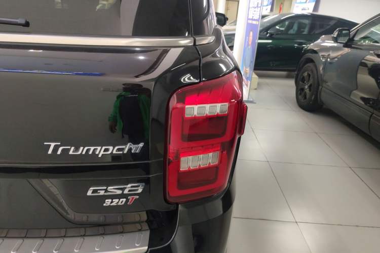 Used GAC Trumpchi GS8 2017 320T Four-Wheel Drive Luxury Smart Connectivity Version (7 Seats)
