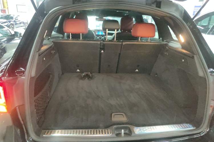 Used Mercedes-Benz GLC 2020 GLC 260 L 4MATIC Luxury Model