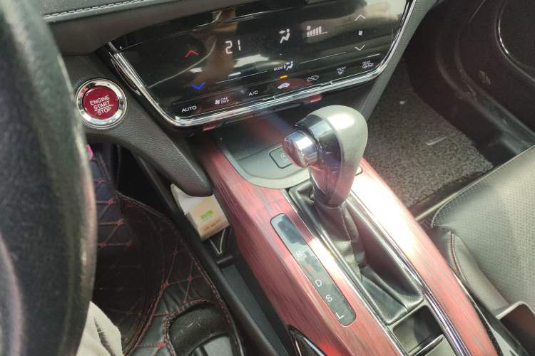 Used Honda XR-V 2015 1.8L VTi CVT Luxury Edition
