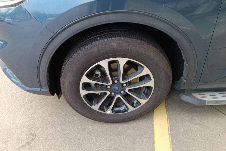 Used Ford Escape 2020 EcoBoost 245 Two-Wheel-Drive Comfort Edition
