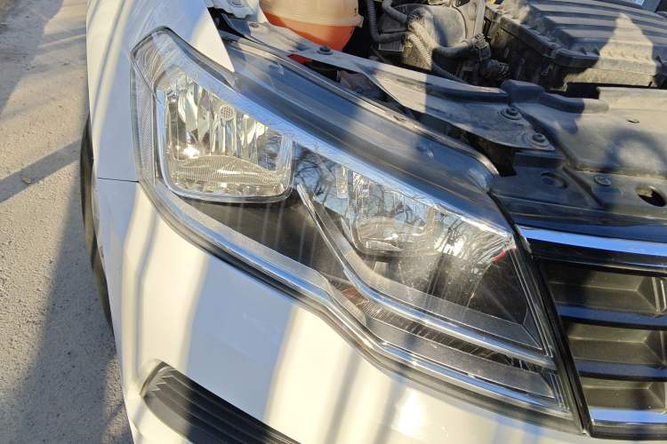 Used Volkswagen Jetta 2017 1.5L Manual Fashion Edition
