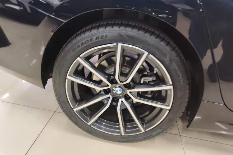 Used BMW 3 Series 2023 325Li M Sport Package
