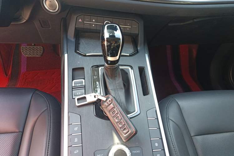 Used Wey VV5 2019 2.0T Two-Wheel-Drive Ultimate Edition