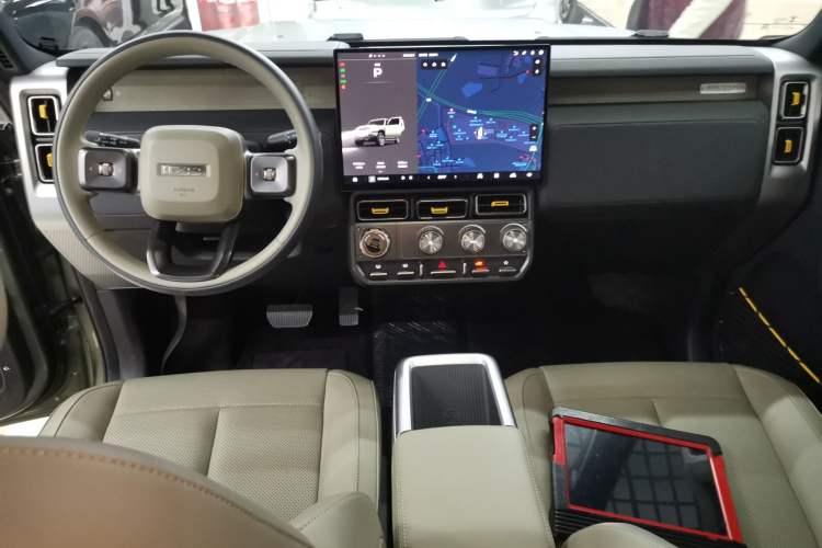 Used  V23 2025 501 Four-Wheel Drive Intelligent Driving Version