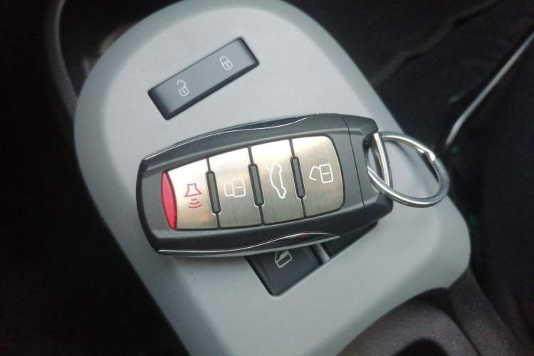 Used ORA Black Cat 2022 351 km Standard Version Ternary Lithium
