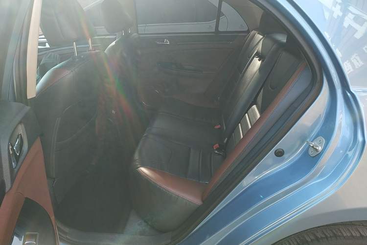 Used BYD Surui 2015 Revised Version 1.5L Manual Luxury Edition
