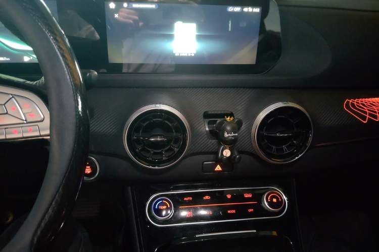 Used FORTHING T5 EVO 2021 1.5TD DCT Starry Edition