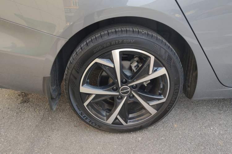 Used Roewe i5 2023 1.5L CVT Luxury Edition
