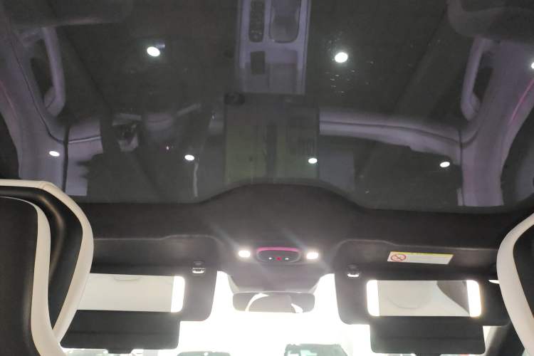 Used  SU7 2024 Four-Wheel Drive Ultra-Long Range Advanced Intelligent Driving Max Edition