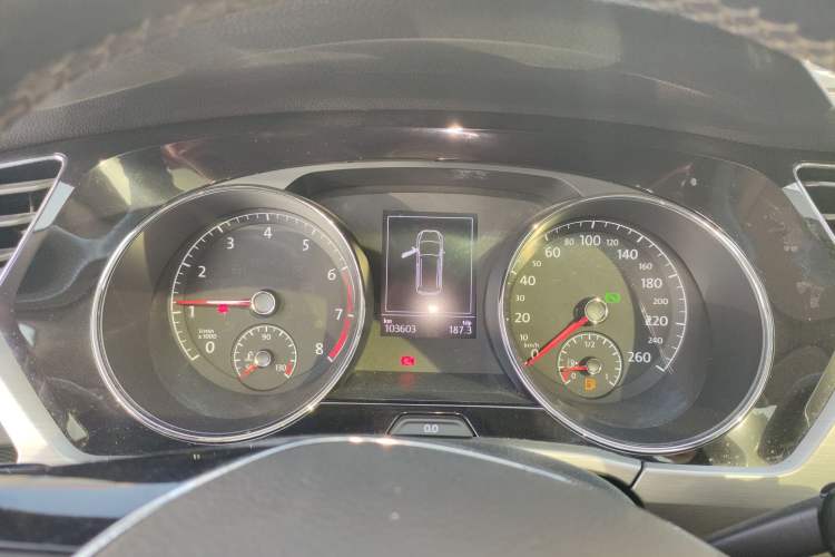 Used Volkswagen Touran 2018 Volkswagen Touran L 280TSI DSG Comfort Edition 7 Seats China VI Standard