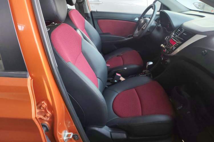 Used Hyundai Verna Ray 2014 1.6L Automatic TOP
