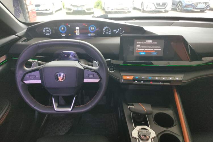 Used Changan UNI-V 2022 1.5T Prestige Version
