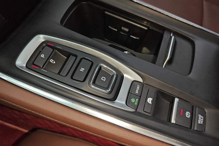 Used Honda Inspire 2019 Rui·Hybrid 2.0L Jingya Edition China VI
