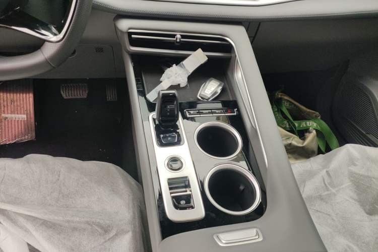 Used Geely Auto Emgrand X7 Sport 2026 Model 1.5TD Aspirational
