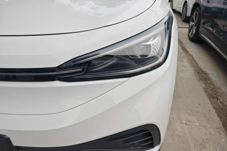 Used Volkswagen ID.4 X 2025 Smart Version Pure & Intelligent Enjoyment Edition
