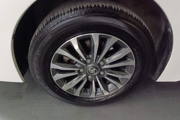 Used Toyota Corolla 2017 Revised Version 1.2T S-CVT GL