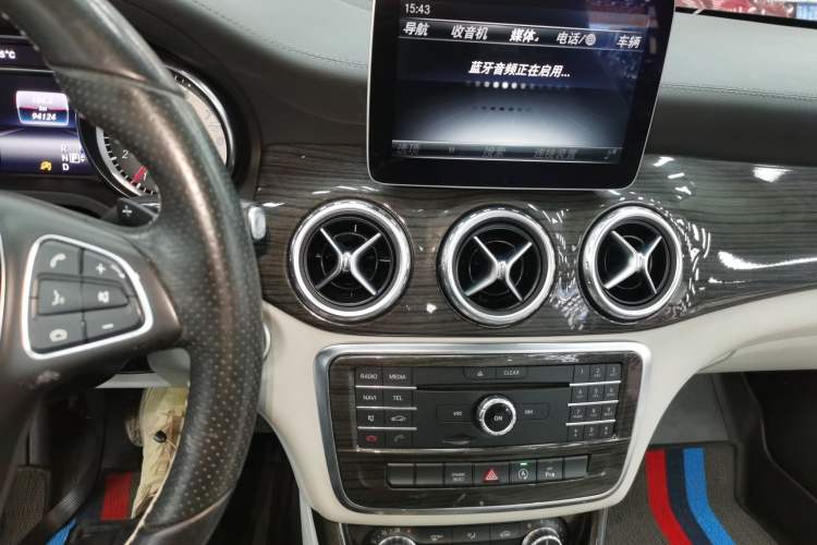 Used Mercedes-Benz GLA 2016 GLA 200 Fashion Model
