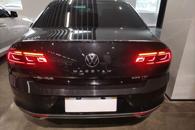 Used Volkswagen Magotan 2020 330TSI DSG Leading Model
