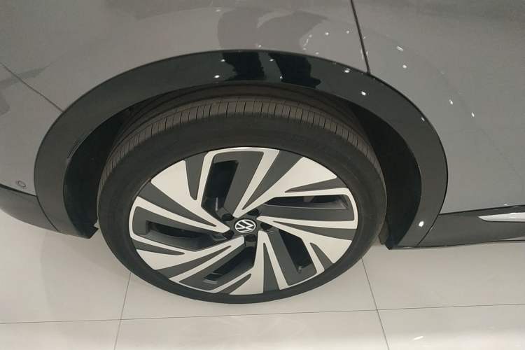 Used Volkswagen ID.4 CROZZ 2024 PRIME